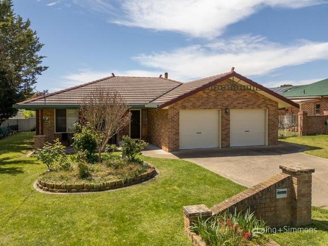 11 Dumaresq Street, NSW 2358