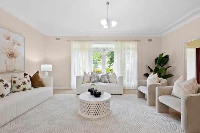 4 Bass Place, NSW 2075