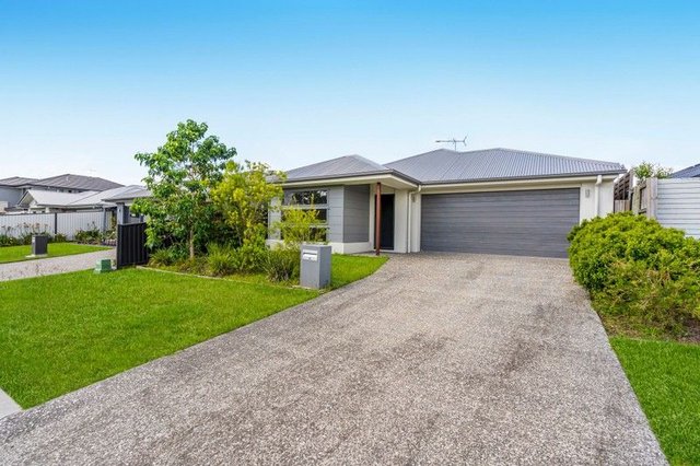 10 Moonie Crescent, QLD 4280