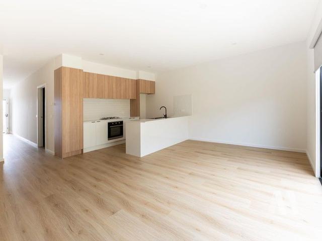 24 Ballycarrane Street, VIC 3751