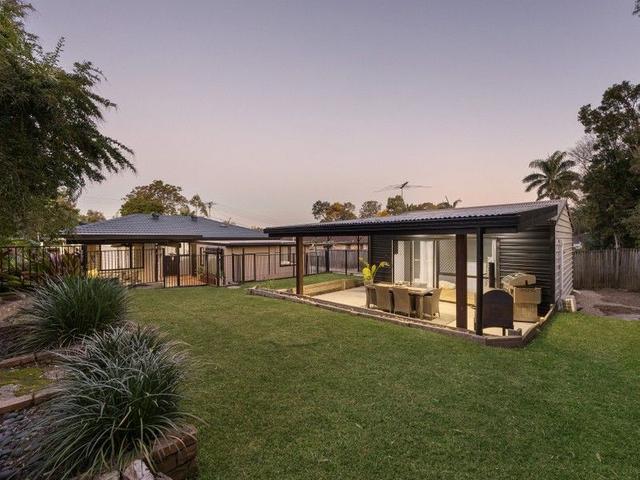 7 Woodland Crescent, QLD 4118
