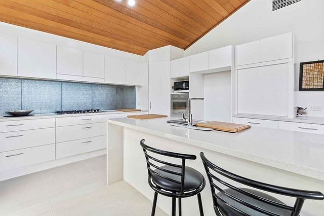 6 Wedgebill Parade, QLD 4220