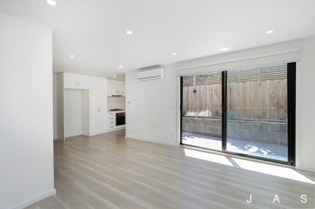 8/14 Beaumont Parade, VIC 3012