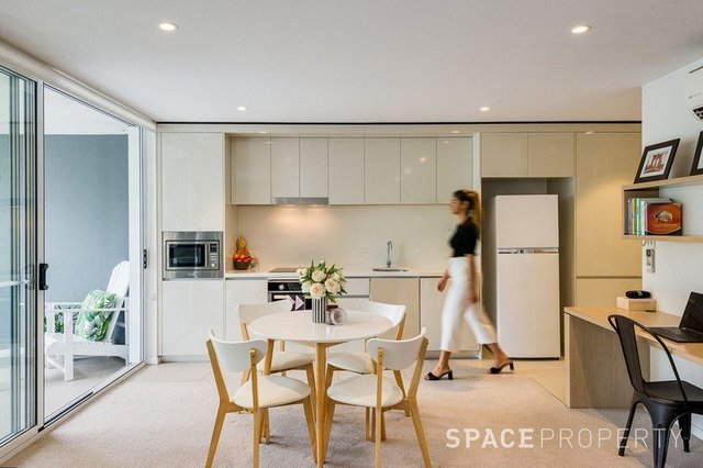 2/35 Chasely Street, QLD 4066