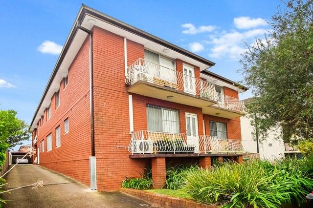 2/7 Allan Avenue, NSW 2192