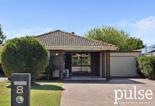 8 Abrolhos Close, WA 6148