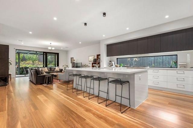 33 Cochran Avenue, VIC 3124
