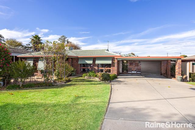 23 Merinda Crescent, NSW 2650
